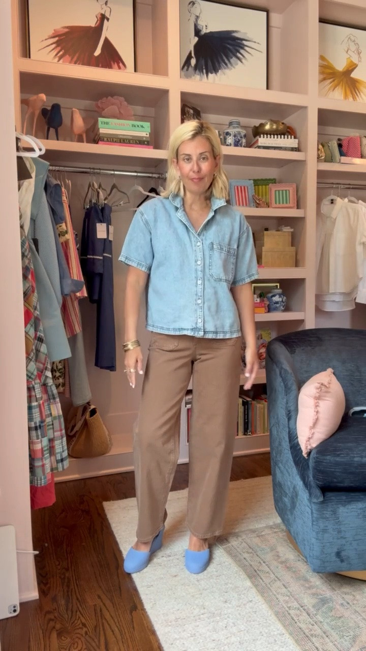 When you don’t know what to wear…. grab a pair of shoes in your closet, a top that is the same color of your shoes & a different color in the middle. It’s called the sandwich method..ha!  
Denim top - xs 
Jeans - 2 
Espadrilles - 8 tts 

*use Catherine20 for 20% off my bracelets

#LTKdayinmylife #LTKmomlife #LTKOver40