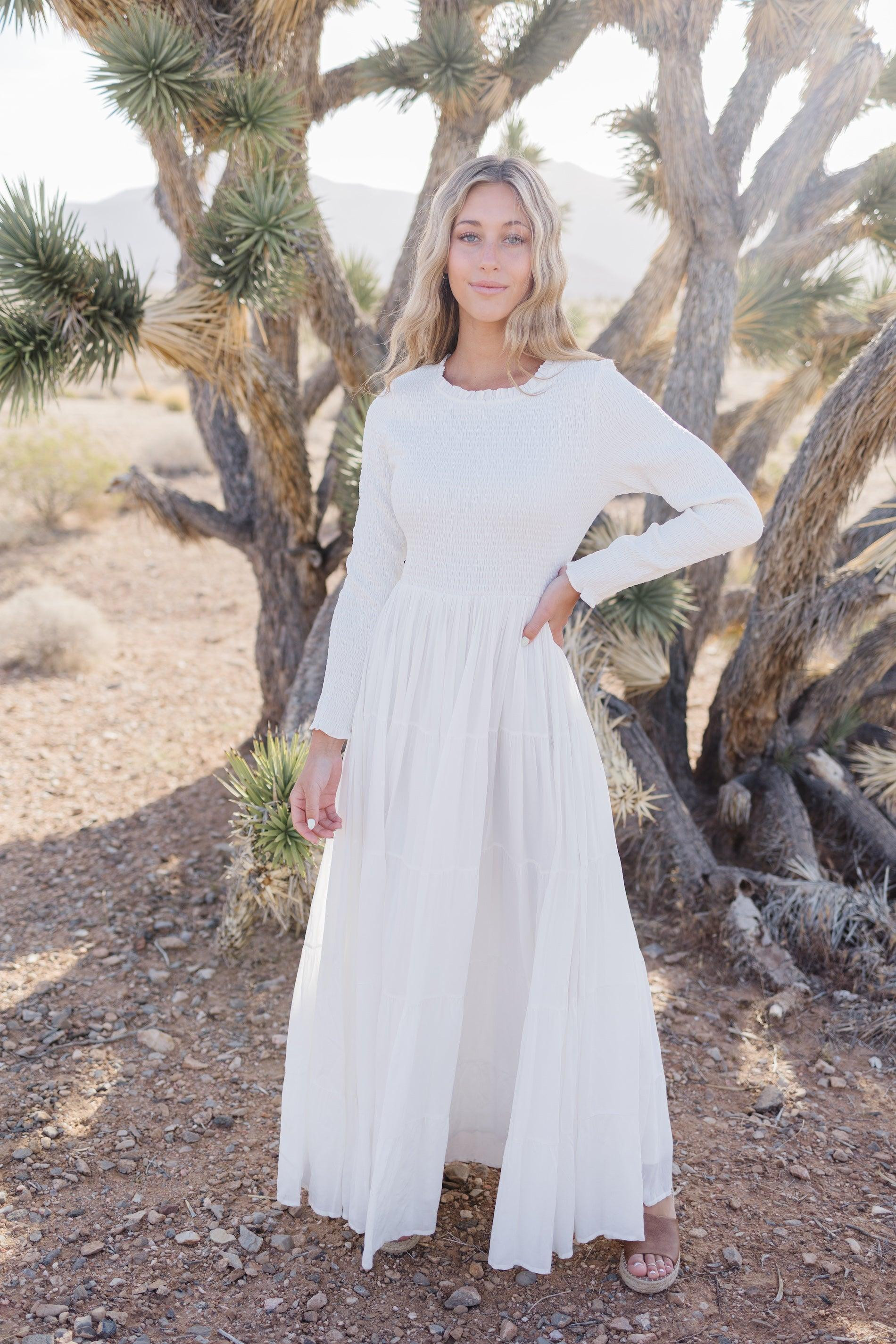 Martha Dress in White | FEHRNVI