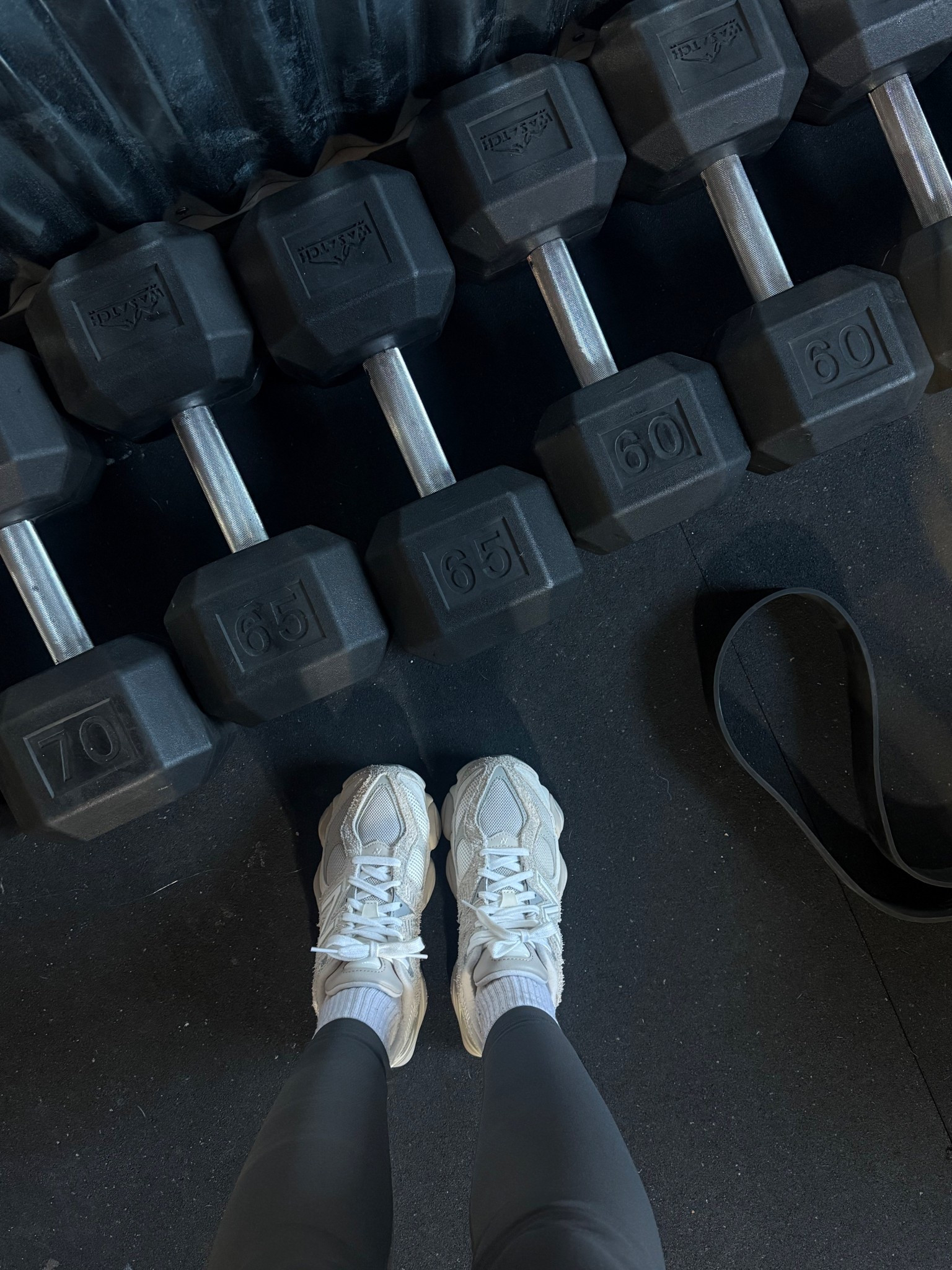 Favorite sneakers!!🤍✨

Size half a size down 

#9060 #gymshoes #newbalance #ootd

#LTKfitnessgoals #LTKootd #LTKdayinmylife