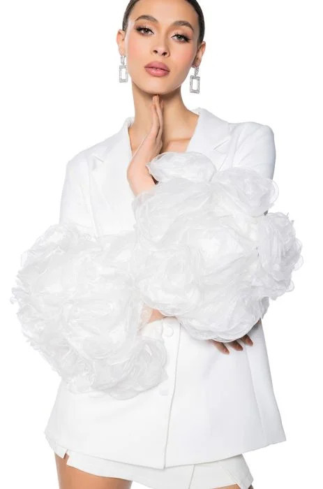 EUPHORIES FLORAL ARM LUXE BLAZER IH WHITE | AKIRA