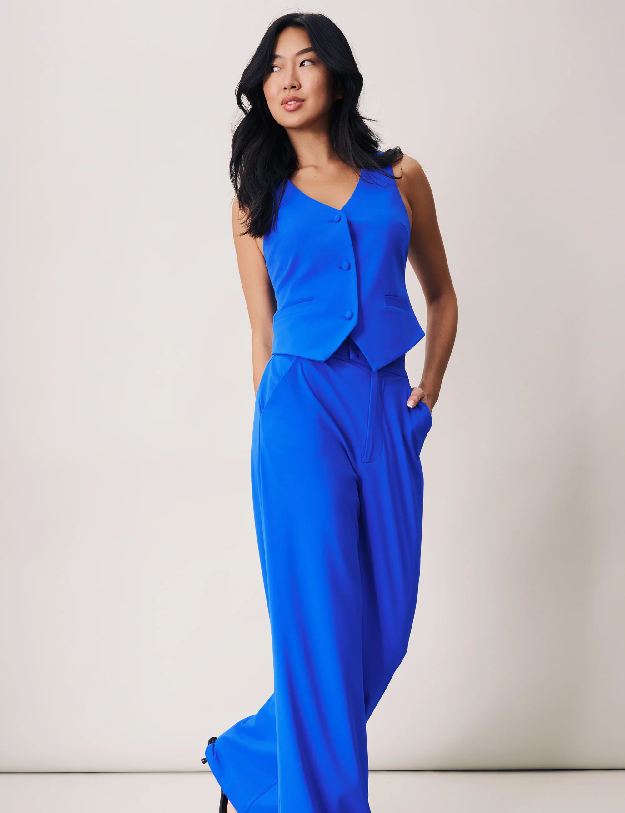 Gardenia Vest - Timeless Elegance & Functionality | Mrs Momma Bear