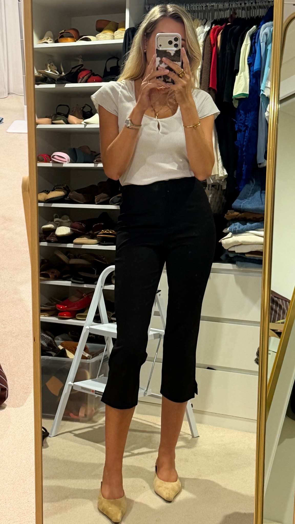 Got half way into my PJ’s and wanted to try on these capris that arrived today from Dissh
I love them! So good for the tall girls too


#LTKstyletip #LTKpartywear #LTKworkwear