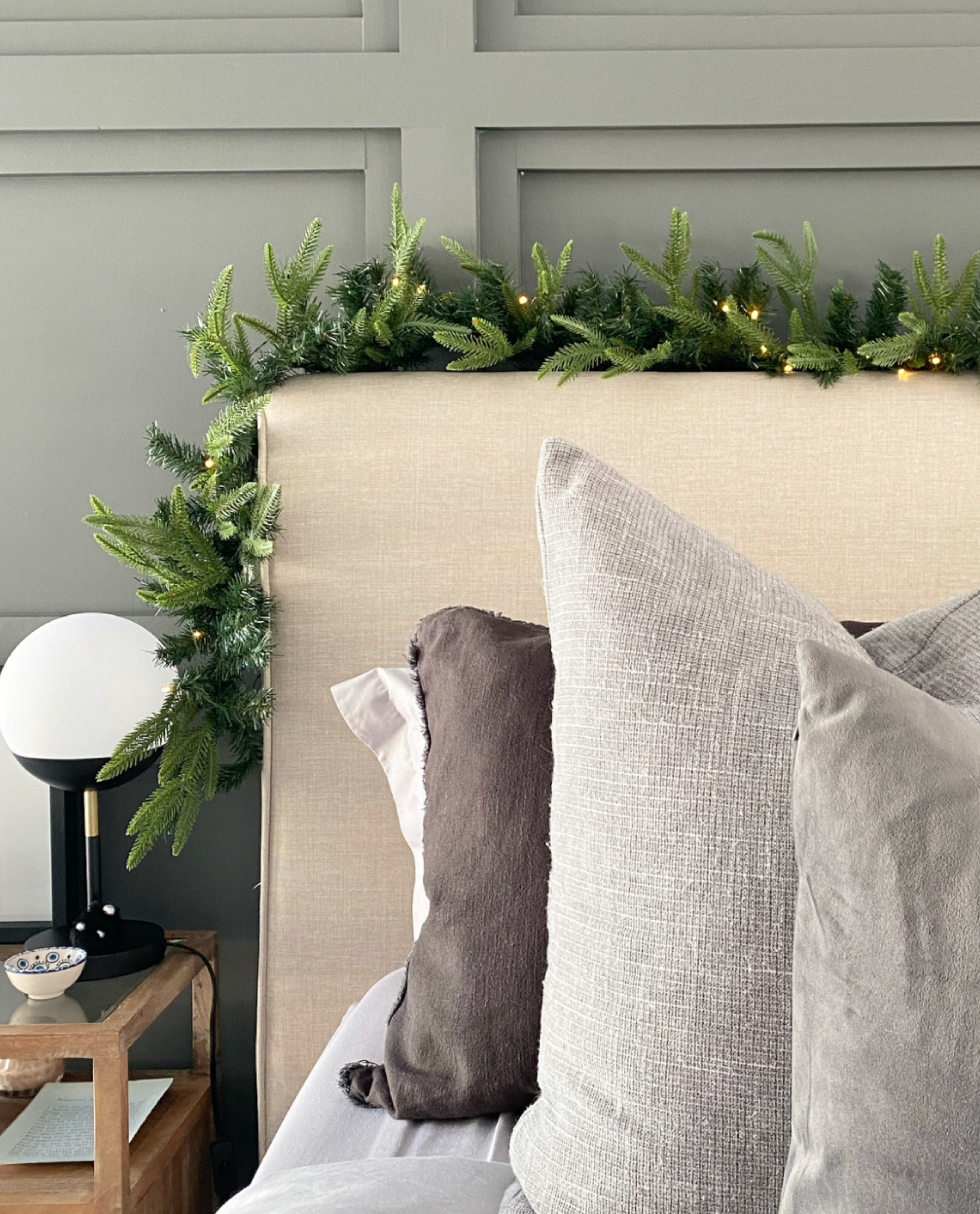 Dreamiest christmas garland 

#LTKSeasonal #LTKHoliday #LTKhome