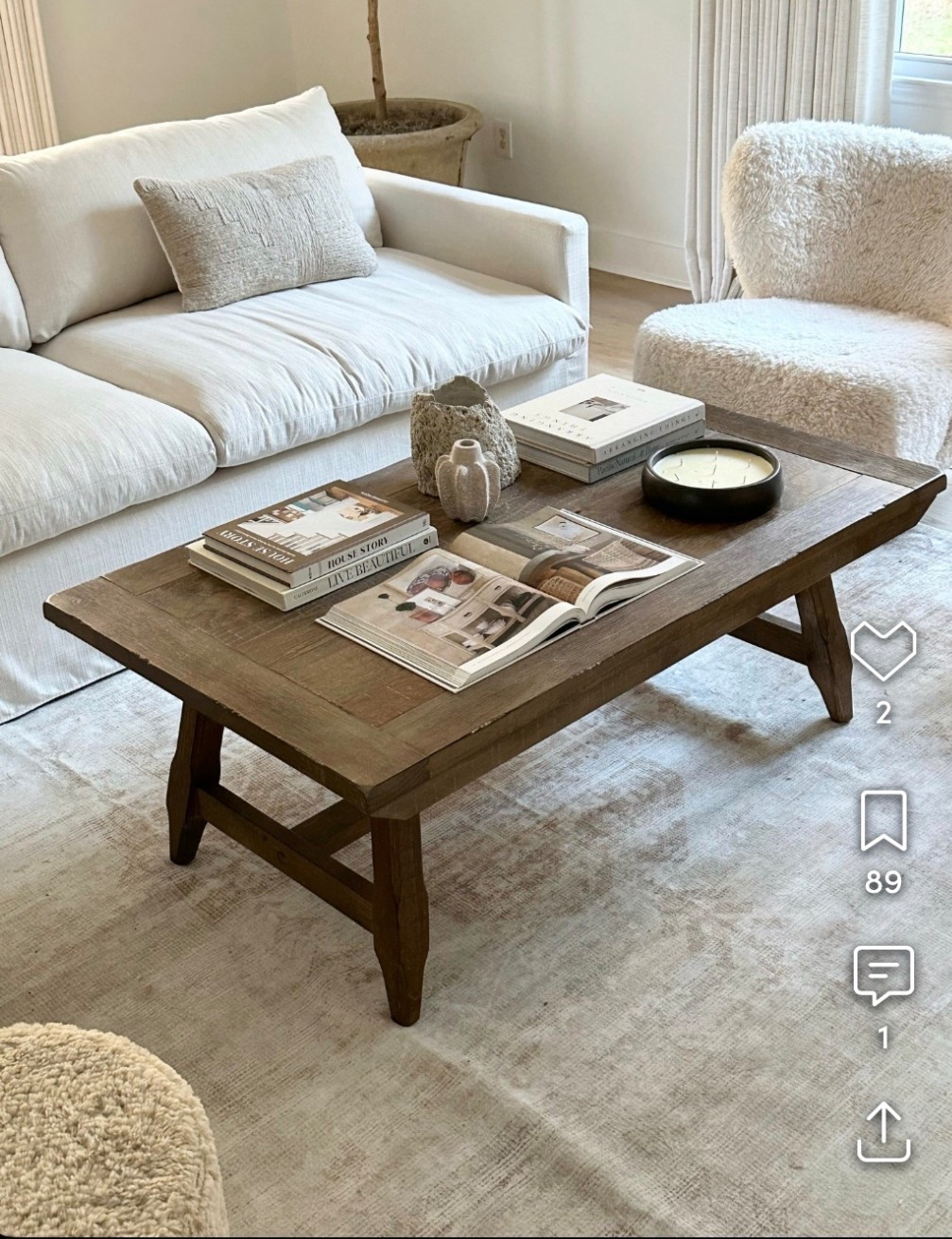 Solid wood coffee tablee