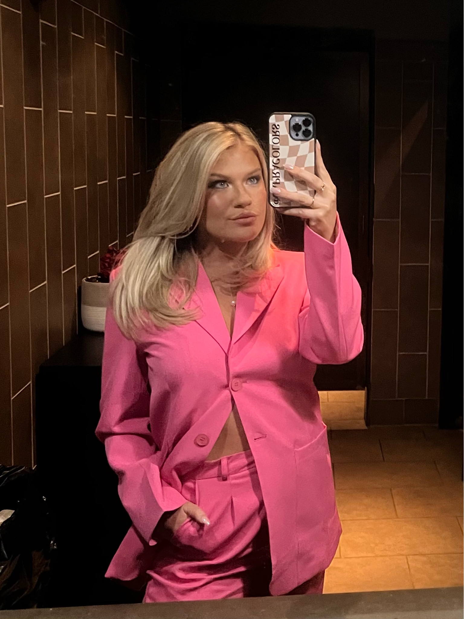 Size medium in both blazer + pants 