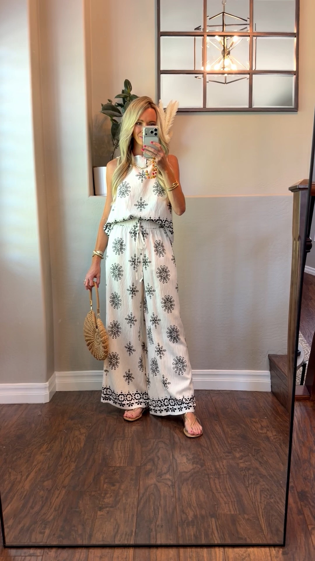The perfect set for summer! You can wear as a set or separately!