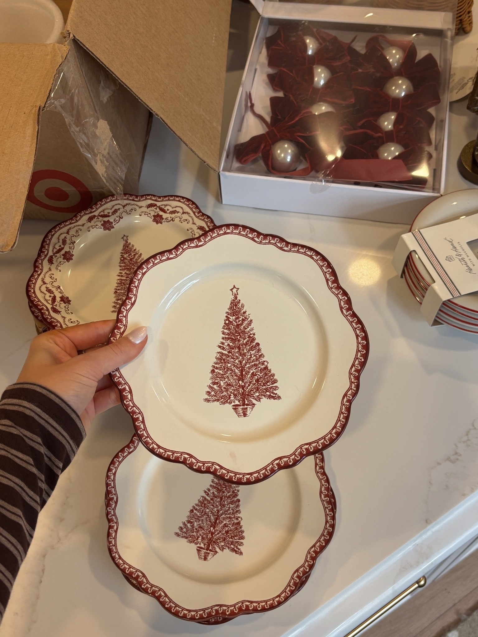 unboxing my target Christmas order! these plates will be so cute for holiday hosting! I can wait to use them 👏🏼🌲