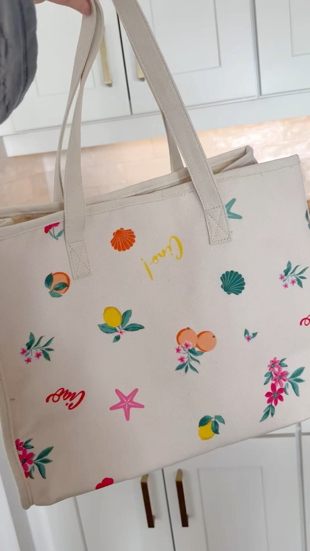 Ummmm… the cutest tote bags I just bought this for my daughter for swim class! 



#totebag #kidstote #kidsbag #purse #summerbag #beachbag #kids 

#LTKTravel #LTKKids