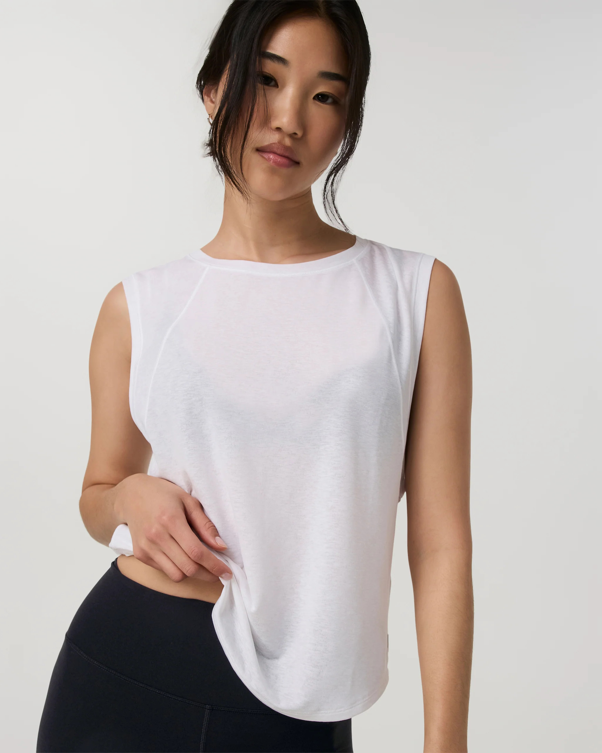Westerlies Muscle Tank – Women's White Fitness Tank Top – Vuori | Vuori Clothing (US & Canada)