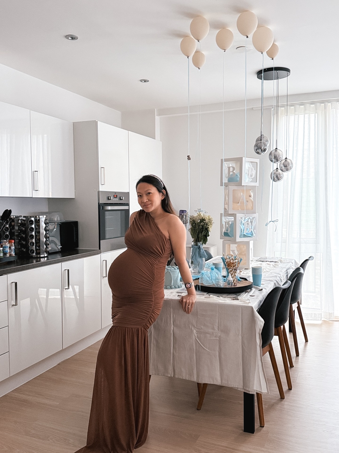 Wasn’t planning on having a baby shower, but kept it casual and chilled at home, surrounded by some of my closest ladies from friends and family 💕
Feeling incredibly grateful for the love, laughter, and support — my heart is so full 💙
Huge shout-out to @___svw for travelling all the way from up North & absolutely smashing the decorations 🤍 and to my sister for delicious food 😍. Our baby is already so loved 🩵🫶🏽

Wearing the delicious brown dress from @pinkblushmaternity 🤎 — so comfy and bump-friendly ✨ Use code MONICA15 for 15% off eligible items
Shop it here 👉🏽 https://go.shopmy.us/p-36238070