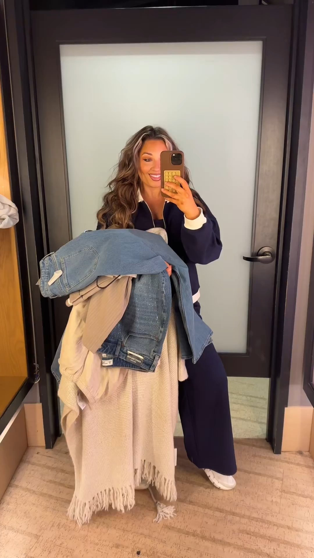 @abercrombie Abercrombie From jeans to trousers and more! I’m a size medium in tops, US10 regular in pants (usually curve love and I’m 5’4 for reference)

Comment SHOP below to receive a DM with the link to this post on my LTK ⬇ https://liketk.it/5PEiB #ltkmidsize #ltksalealert #ltkootd

#LTKootd #LTKMidsize #LTKdayinmylife