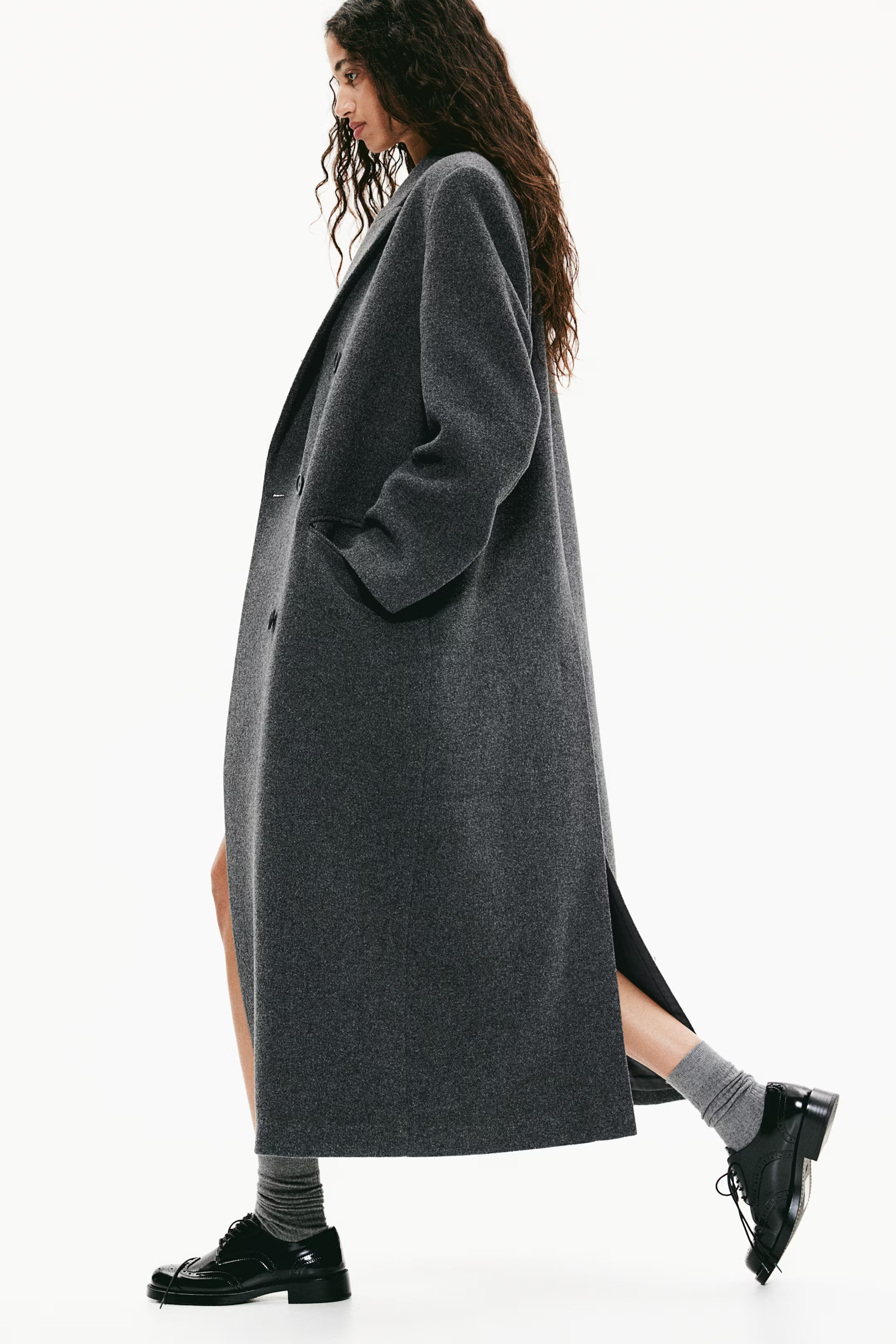 Oversized maxi coat | H&M (UK, MY, IN, SG, PH, TW, HK)