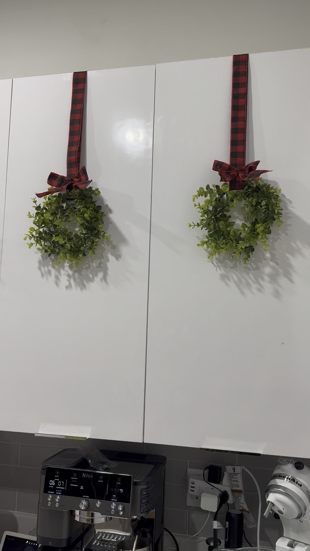 WILLBOND 4 Pcs Christmas Kitchen Cabinet Wreath Boxwood Garland with Ribbon Greenery Garland Hanging Wreaths for Cabinet Wall Window Door Fireplace Party Farmhouse Decor(Black and Red,Fabric

#LTKSeasonal #LTKHome #LTKHoliday