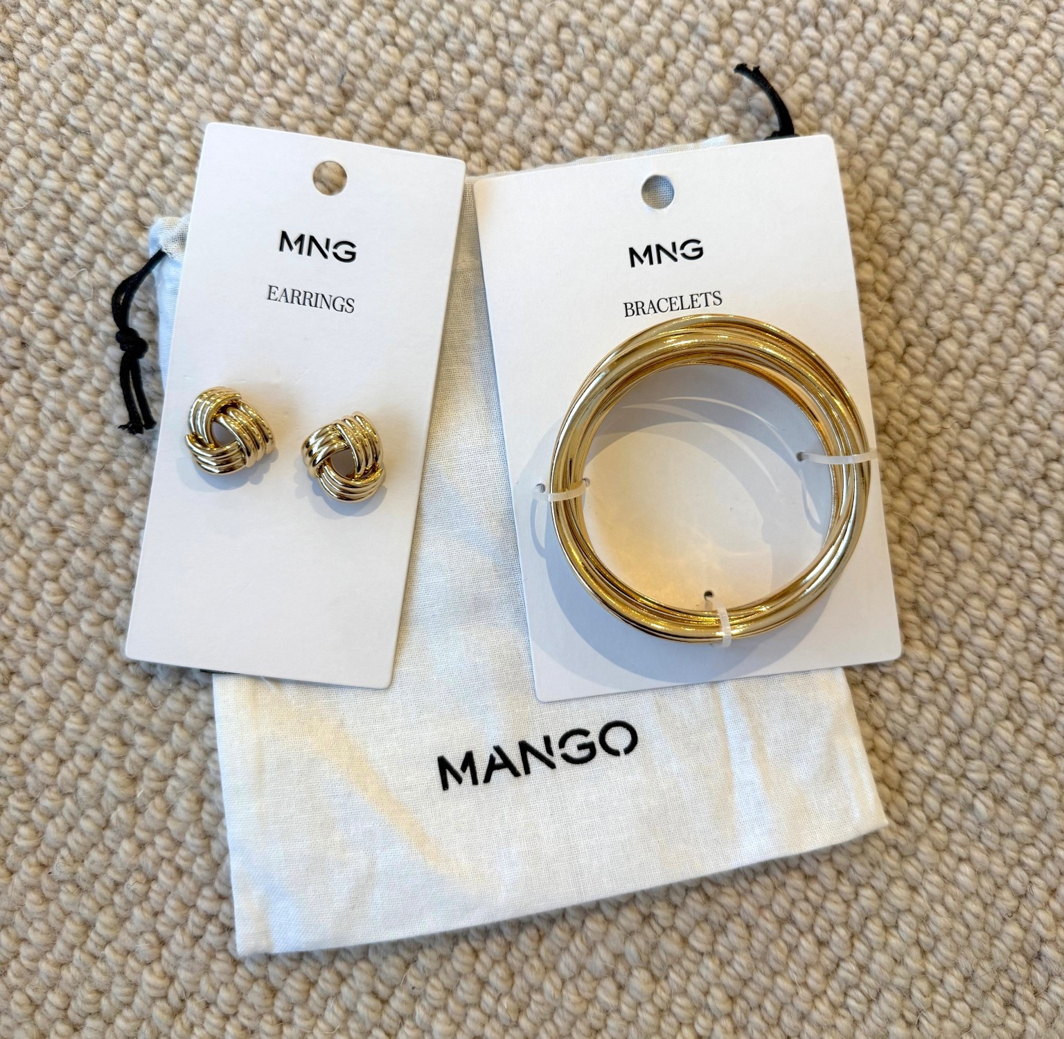 Gorgeous costume jewellery 

#LTKWedding #LTKootd