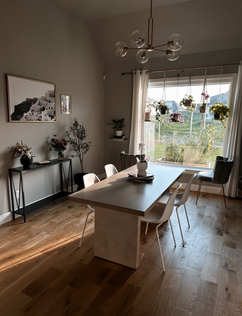 Dining with a garden view. 

#LTKhome
