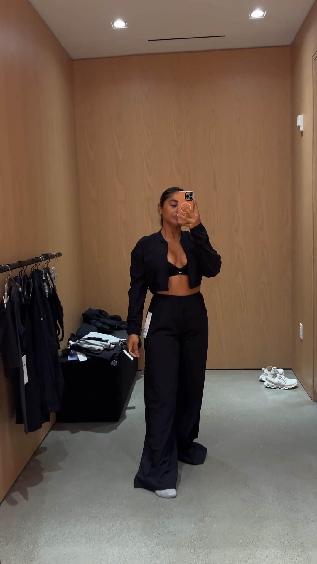 Splendor bra with the breezy wide leg pants! I also grabbed the matching Cropped Breezy Full-Zip!
Pants: small
Bra: medium jacket: xs

#LTKActive #LTKPetite #LTKStyleTip