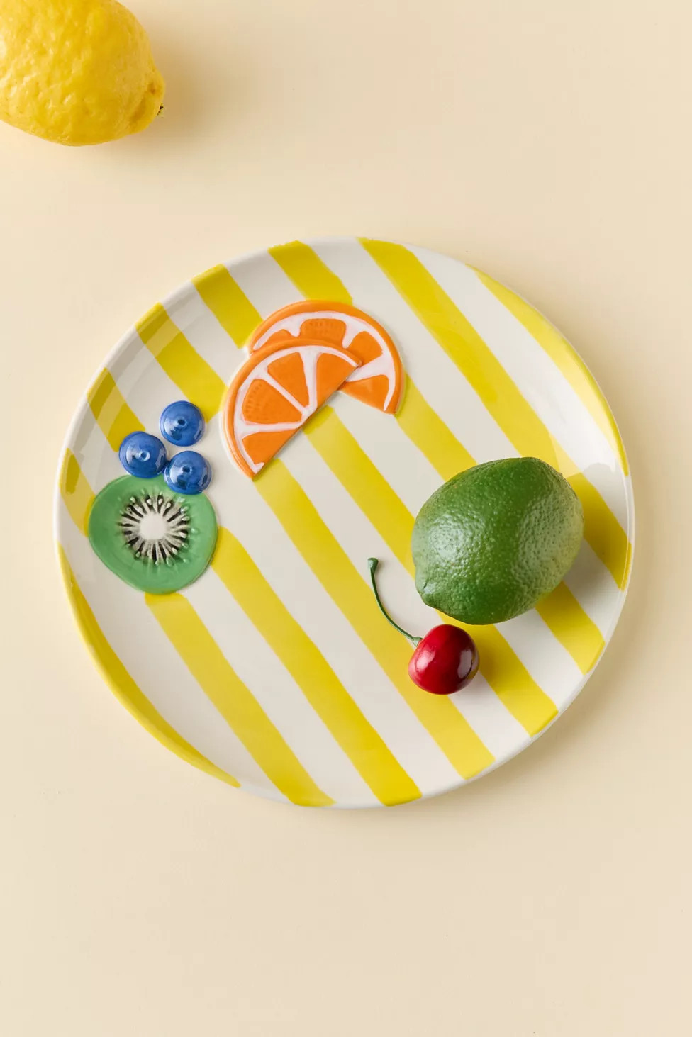 Lana Patterned Dinner Plate | Urban Outfitters (US and RoW)