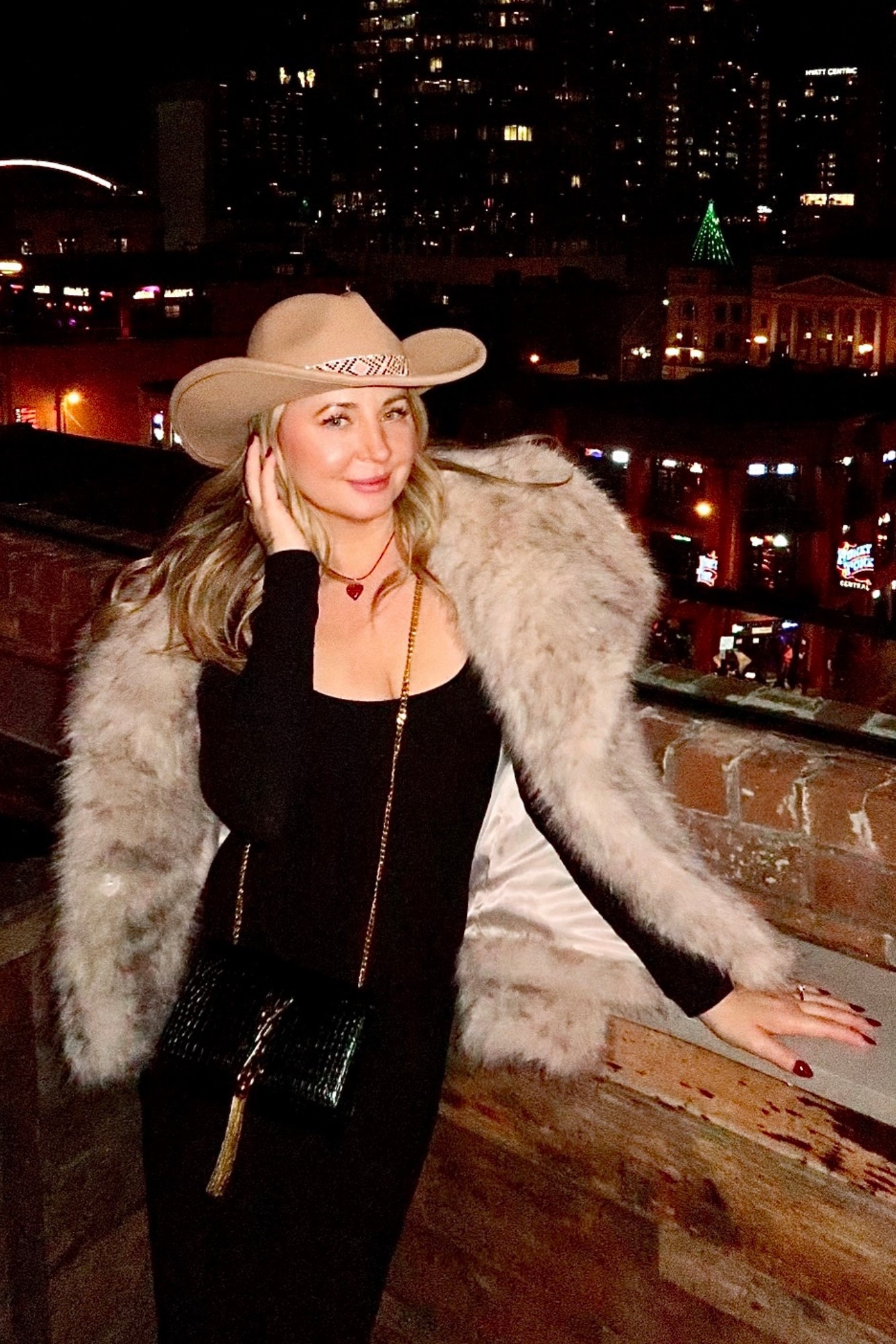 Nashville look for cold weather! 
Coat is old Zara! Linking similar.
Dress is from Amazon! Designer dupe for half the price. Soft and comfy. Stretchy. TTS


#LTKdayinmylife #LTKgrwm #LTKootd