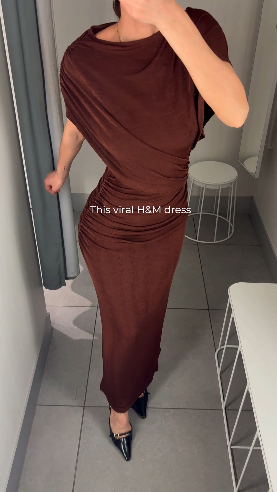 This viral dress is insane👌
I’m wearing size XS

#LTKSeasonal #LTKootd #LTKhaul