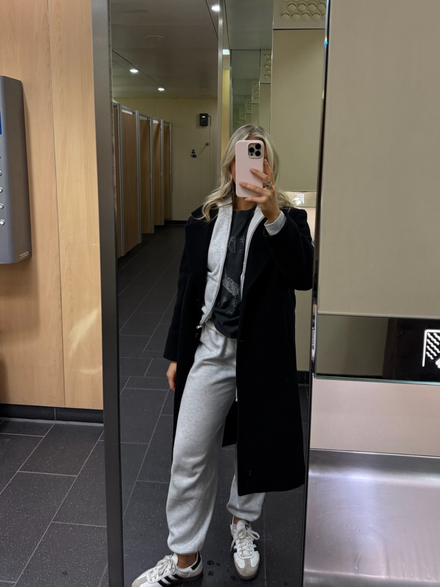 travel day comfies!!!! ✈️

#LTKShoeCrush #LTKStyleTip #LTKSeasonal