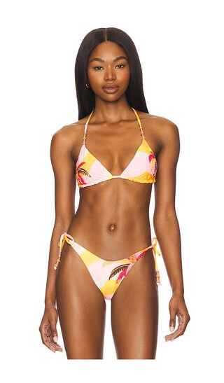 Maaji Paradiso Waves Balmy Bikini Top in Pink. - size M | Revolve Clothing (Global)