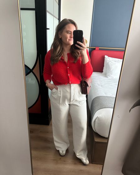 Easy spring trouser outfit idea

Sezane sweater runs big, size down for a more fitted fit (I went with my true size - M)



#LTKfindsunder100 #LTKSeasonal