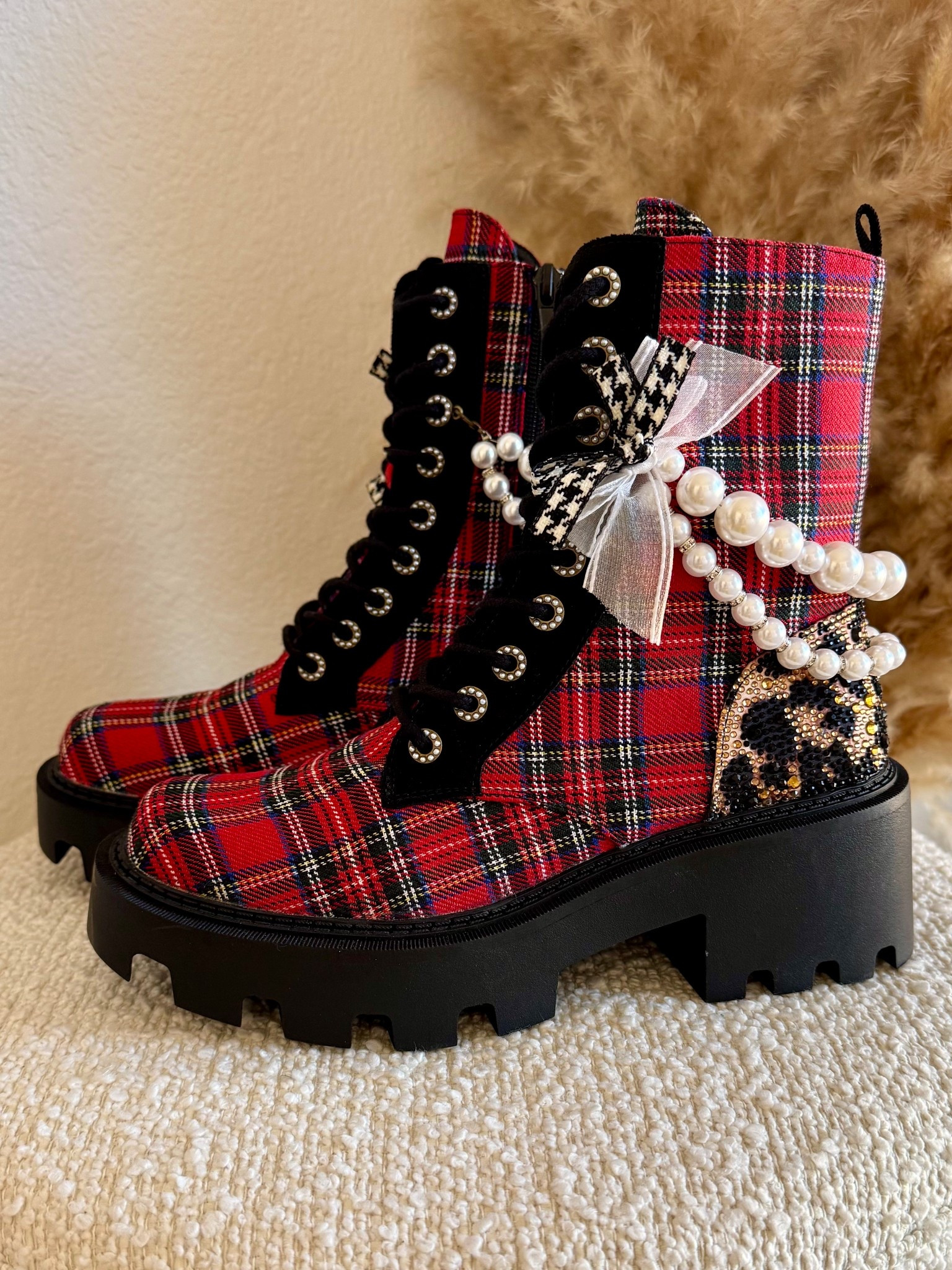 The cutest holiday statement shoe EVER 😍🎄 on SALE and true to size 

#LTKFindsUnder100 #LTKSaleAlert #LTKHoliday