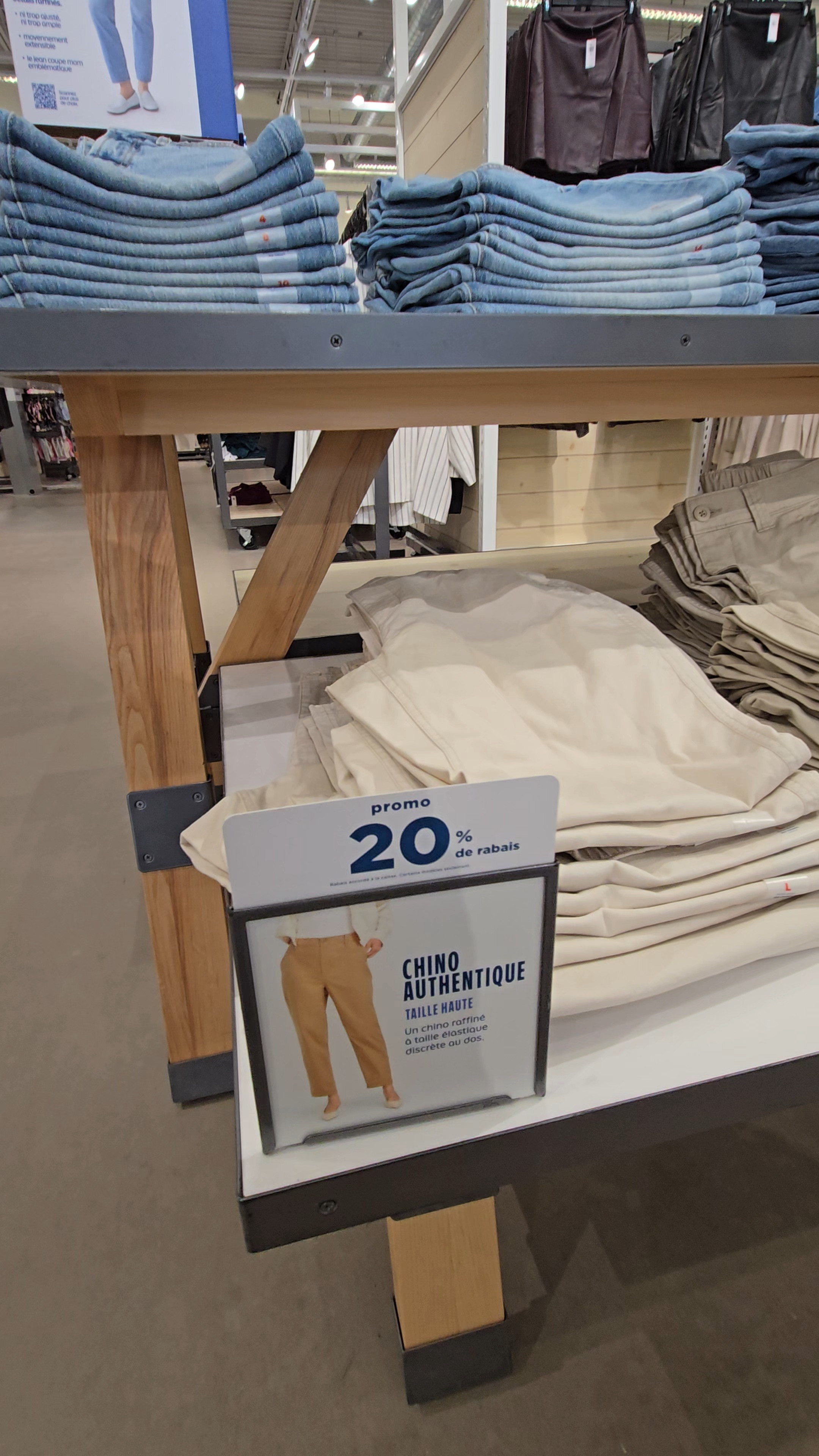 Ma nouvelle obcession chez @oldnavy
Les CHINO.
Ils me font parfaitement !!!
procures-toi les au plus vite !!
.
.LTKquebec 

 #LTKcanada #LTKsummer #LTKover50style