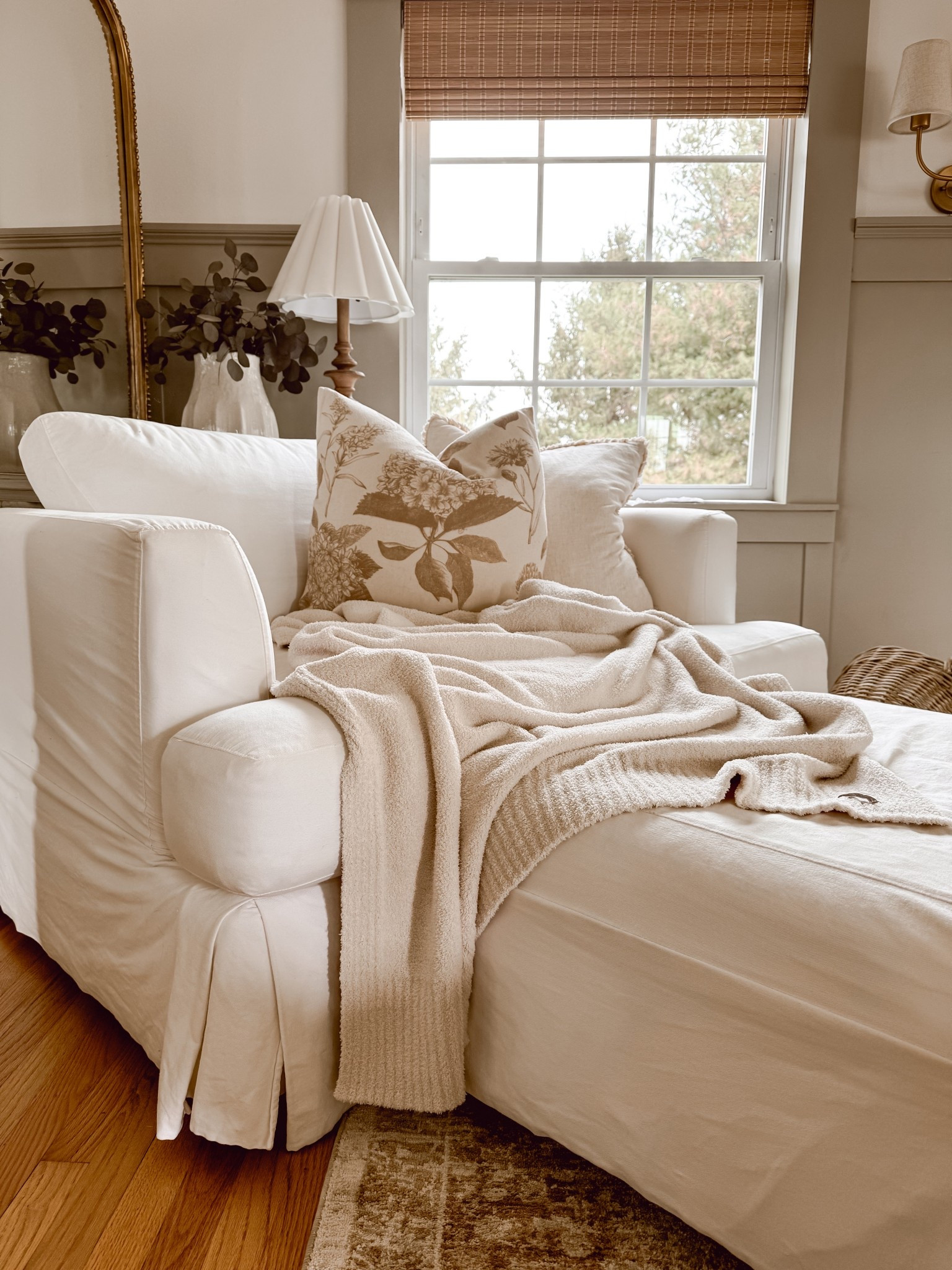 Gift idea!! On sale today @qvc 🤍 2 different styles and a bunch of colors #ad #loveqvc

#LTKHome #LTKGiftGuide #LTKHoliday