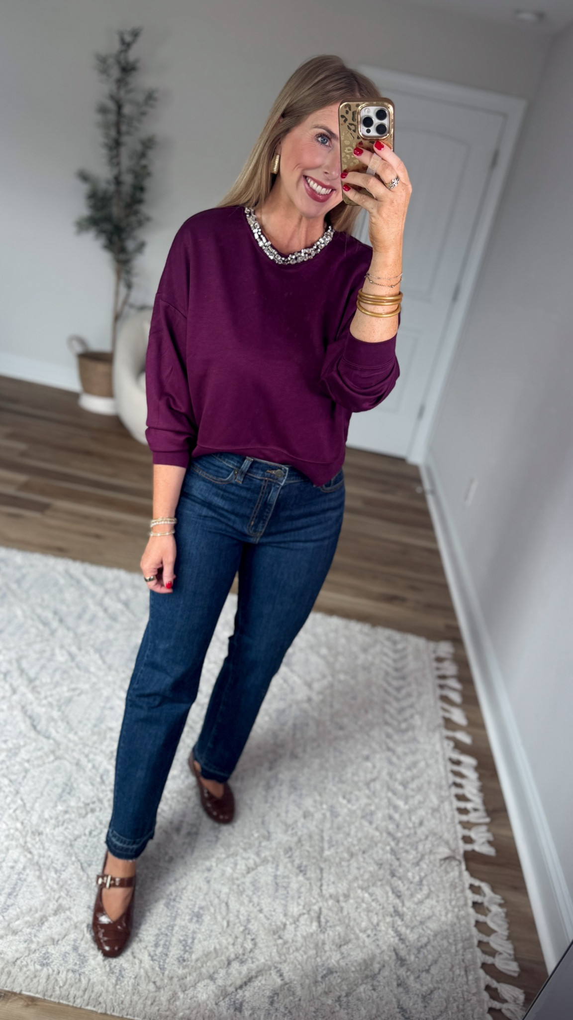 Weekend Walmart Wins try-on 
Embellished scubaknit sweatshirt- small
Straight leg jeans- 6

#LTKgrwm