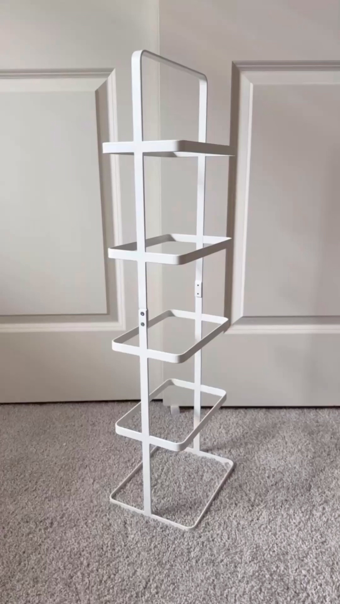 Space saving portable shoe rack