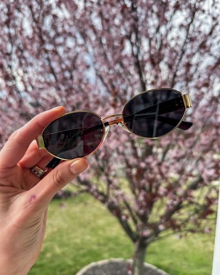 Designer inspired sunglasses from Amazon! 

Designer look for less // designer look alike sunglasses // Amazon find 

#LTKfindsunder50 #LTKSeasonal #LTKstyletip