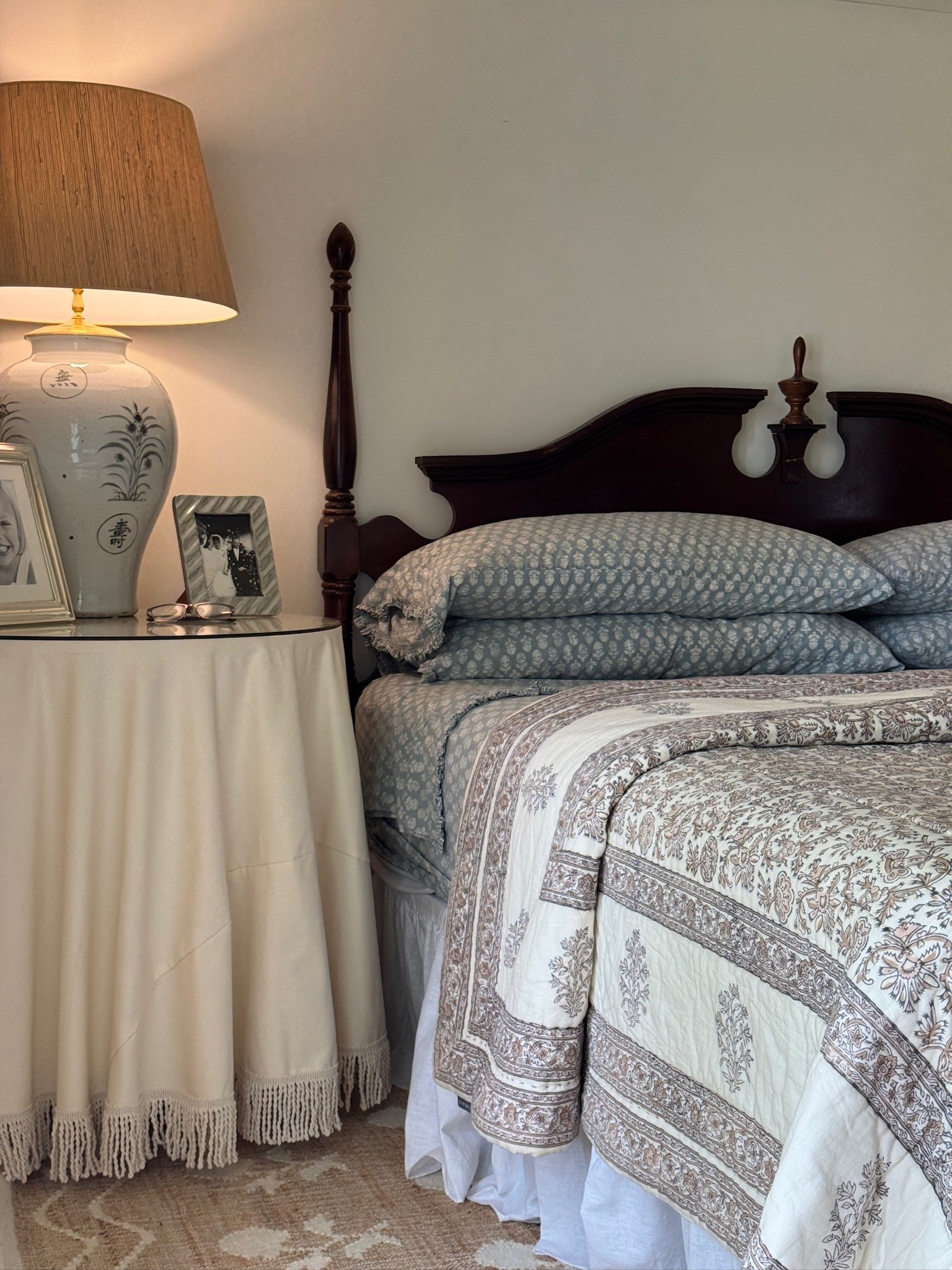 Our guest bedroom is feeling dreamy☁️

#LTKmorningroutine #LTKSeasonal #LTKHome