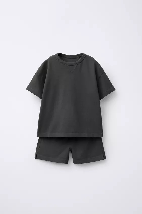 PLAIN T-SHIRT AND BERMUDA JOGGING SET | Zara UK