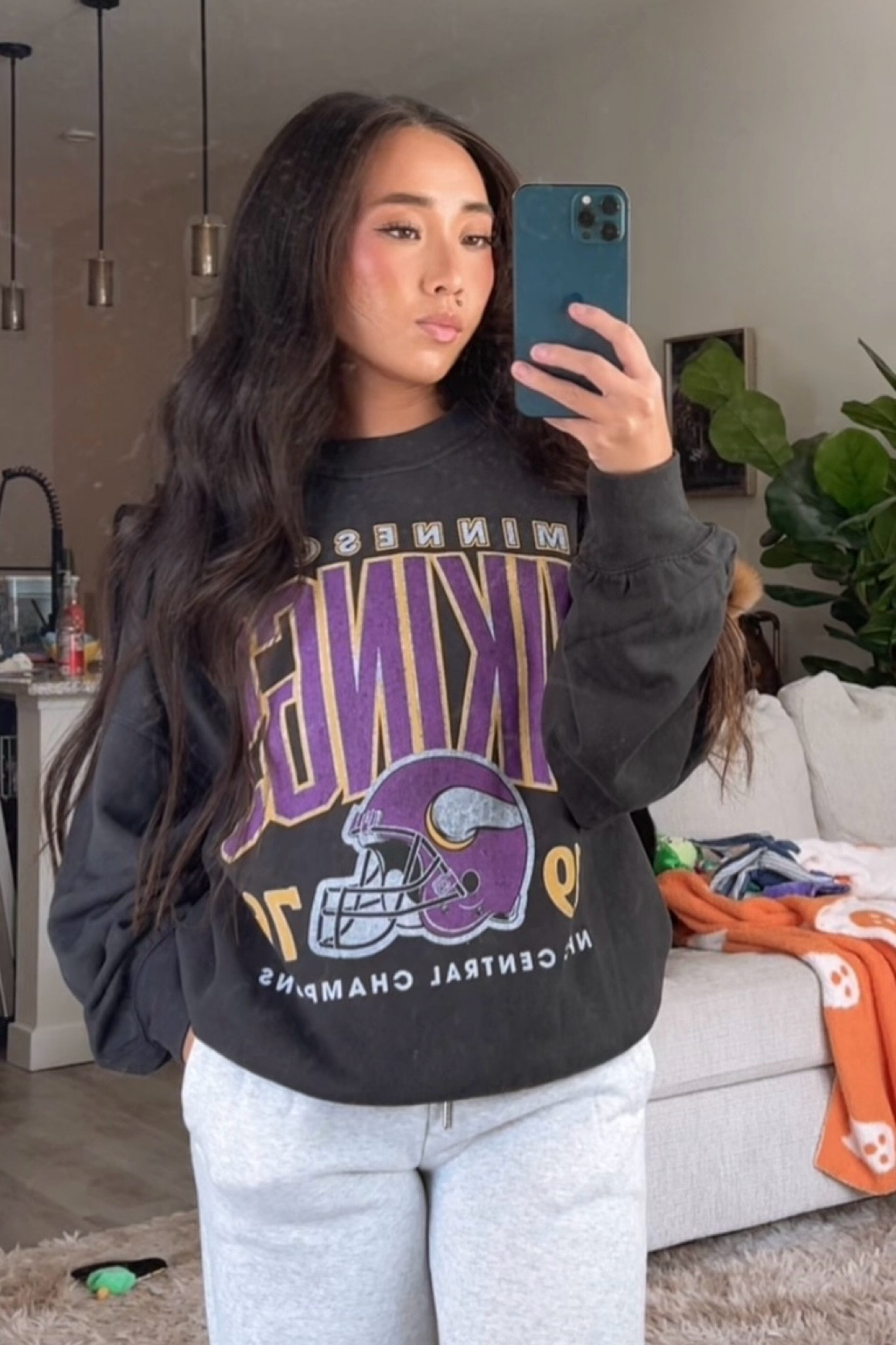 Love a cozy oversized sweater 😍 
Abercrombies new NFL collection 

