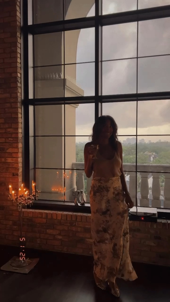 Dinner party outfit 

#LTKStyleTip #LTKOver40 #LTKTravel