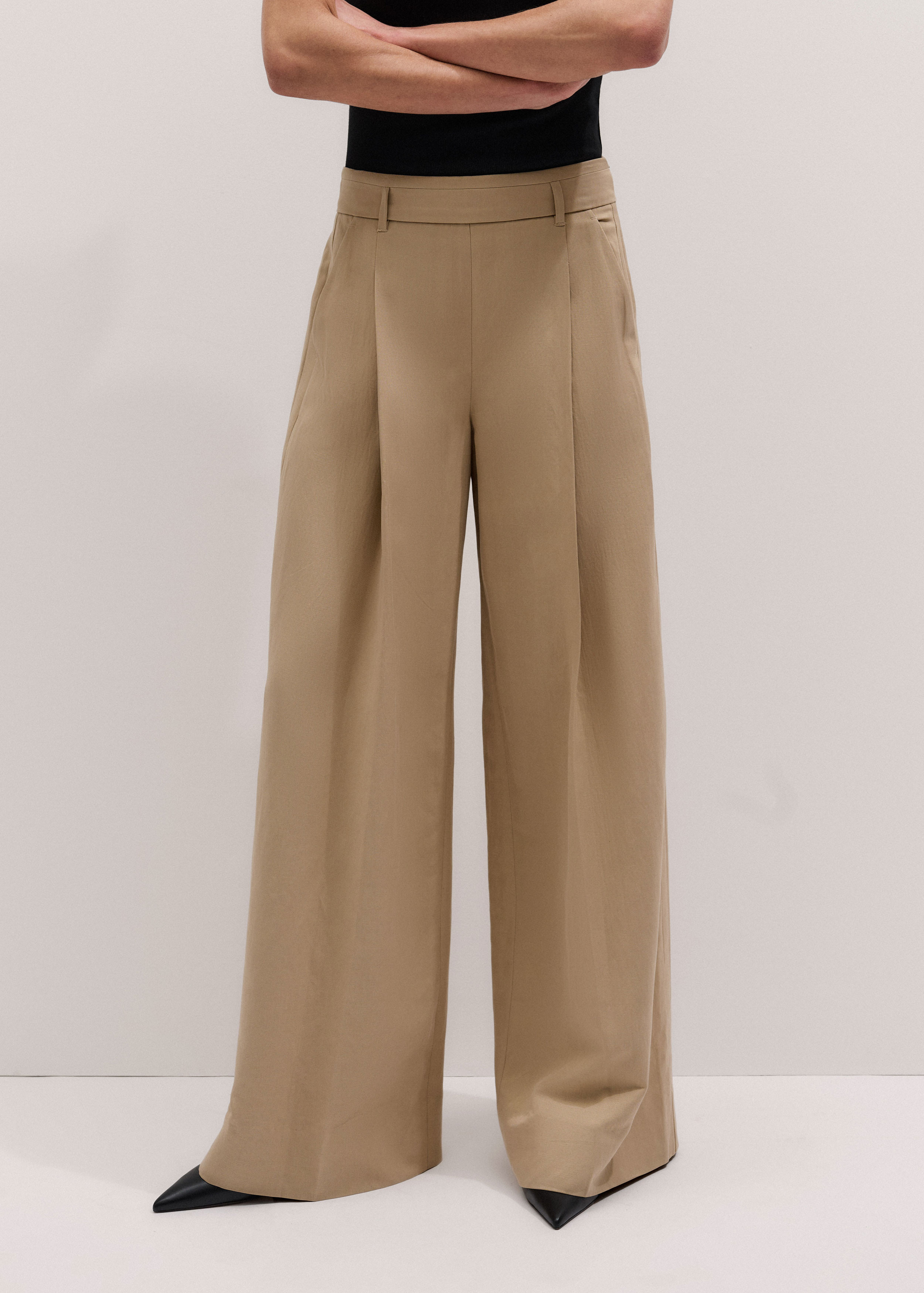 Pleat Wide-Leg Trouser | ME+EM Global (Excluding US)
