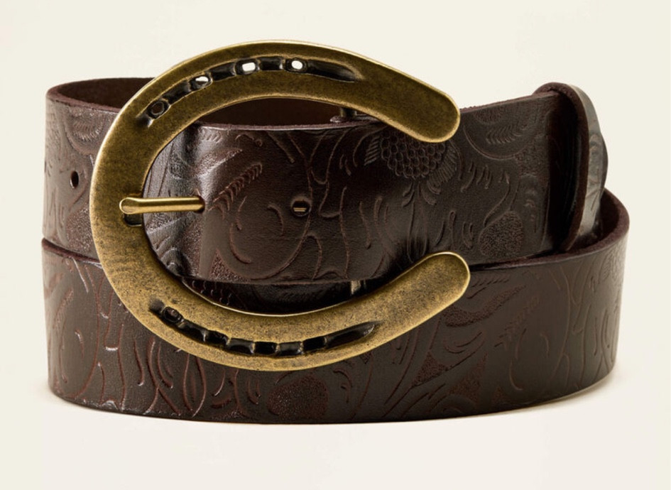 Obsessed with the belt from @ariat