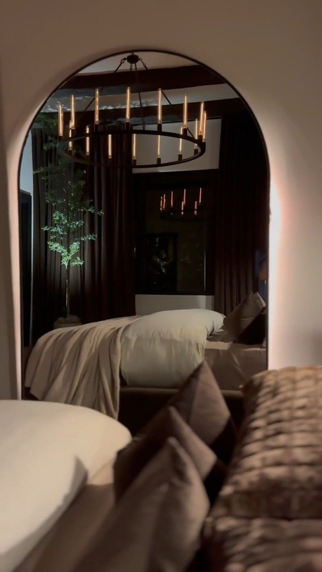 Here are my favorite cozy bedroom finds from Amazon that I can't get enough of!   🤎

- Neutral Jute Rug
- Tabletop Fire Pit
- Velvet Brown Quilt
- Moody Bedroom Decor
- Bedroom Lighting
- Plant Lighting
- Velvet Lumbar Pillows
- Picture Lighting

#founditonamazon #amazonfinds #amazonhome #homedecor #bedroomdecor #luxurybedroom #cozybedroom #affordablehomedecor #interiordesign #homeupdates


#LTKGiftGuide #LTKHome #LTKFindsUnder100