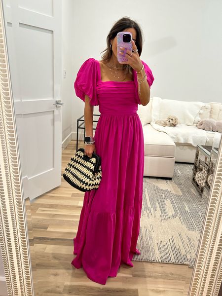 Pink bow maxi dress size xxs petite 

#LTKfindsunder100 #LTKfindsunder50 #LTKsalealert