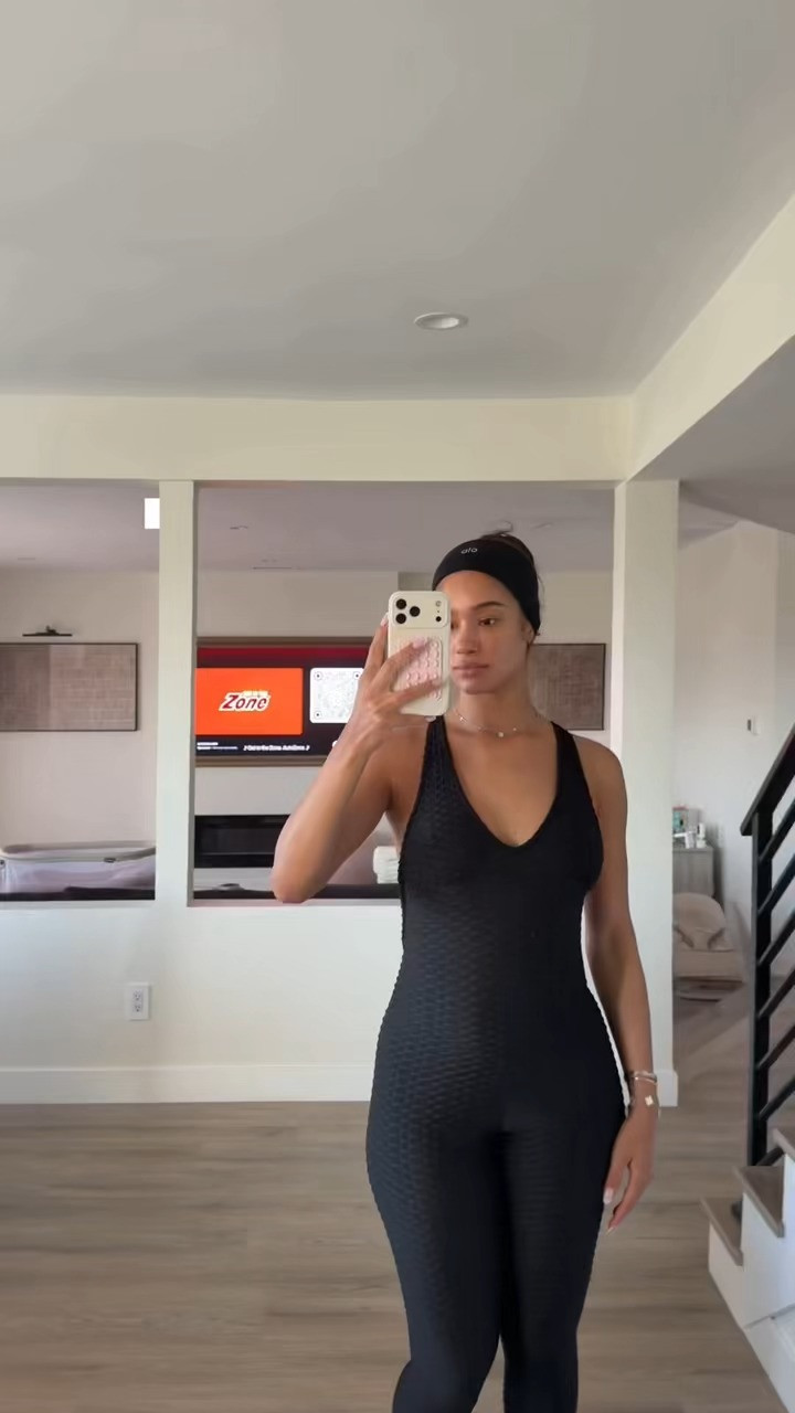 My post pilates shower + skincare routine! 

 #LTKgrwm #LTKselfcare #LTKBeauty