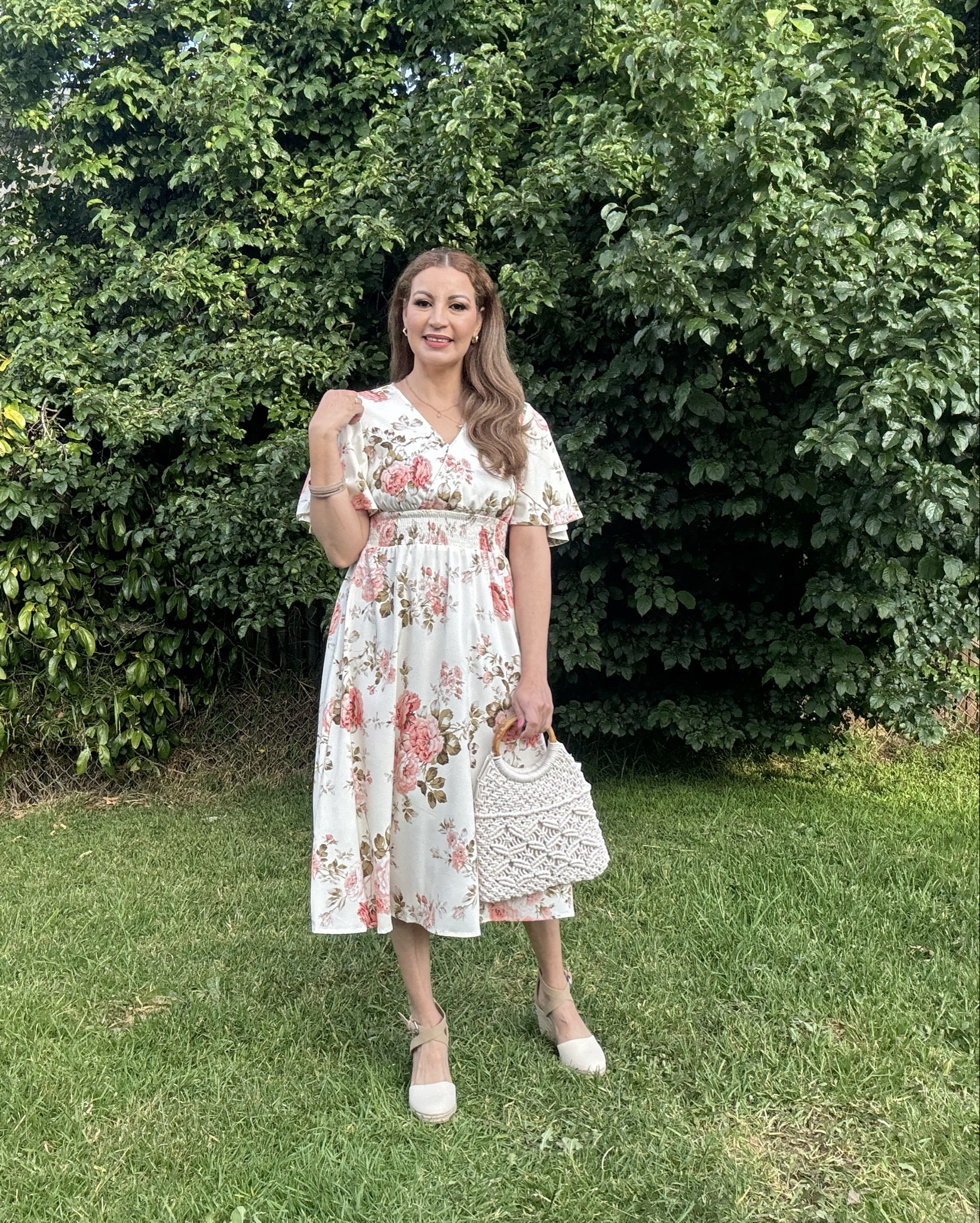 Summer Dress

SHENHE Vestido midi de verano bohemio con cuello en V y manga corta para mujer.
Size:M

#LTKStyleTip #LTKSeasonal #LTKBeauty