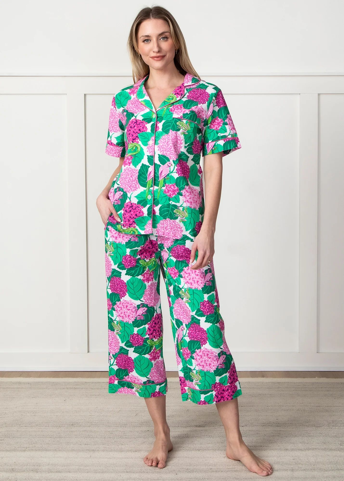 Secret Garden - Short Sleeve Top &amp; Cropped Pants Set - Pink Hydrangea | Printfresh