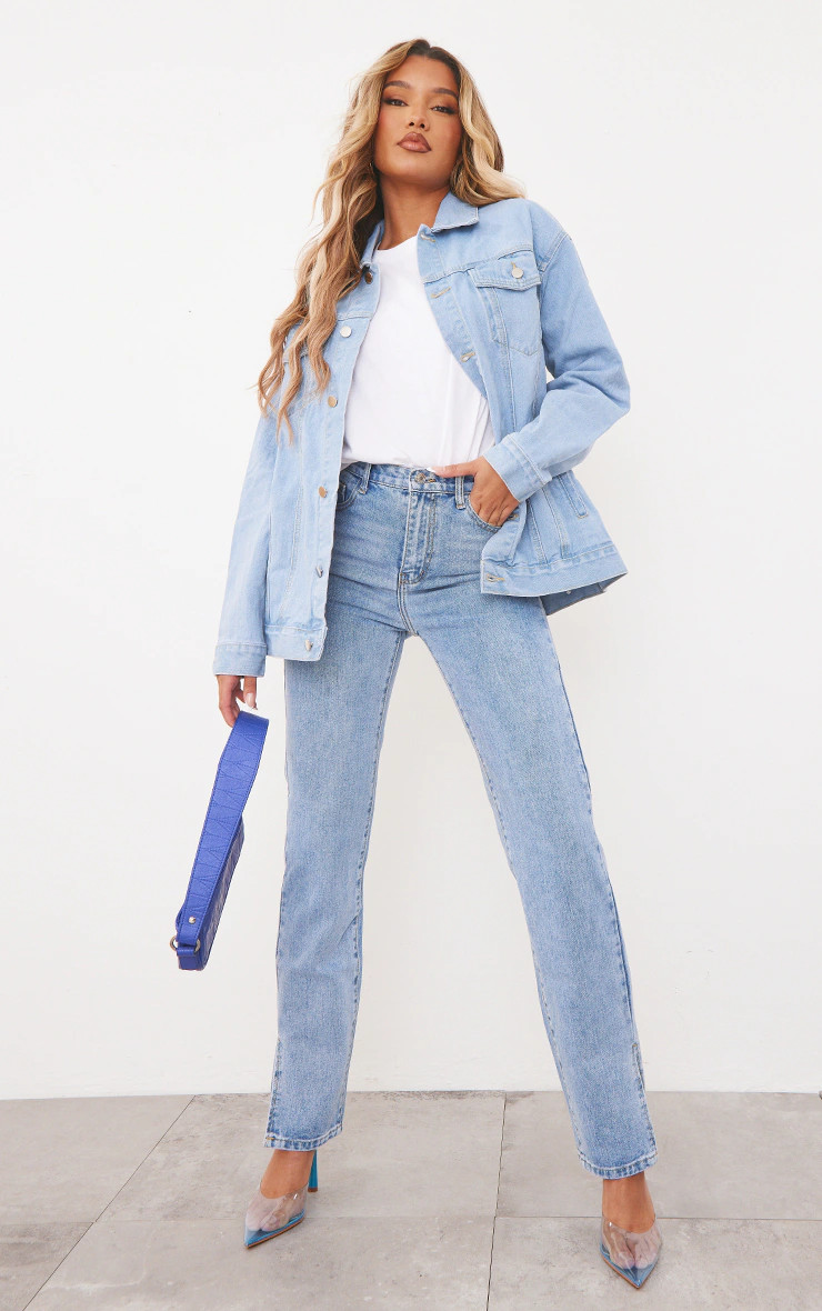 Light Blue Wash Long Leg Split Hem Jeans | PrettyLittleThing US