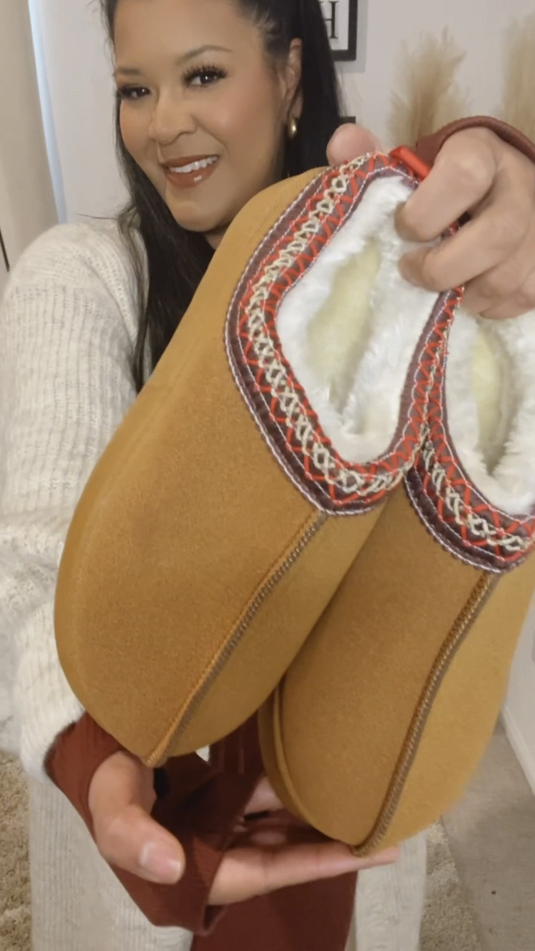Tazz look for less
Tazz dupes 
Ugh dupes 
Winter boots 

#LTKshoecrush #LTKGiftGuide #LTKHoliday