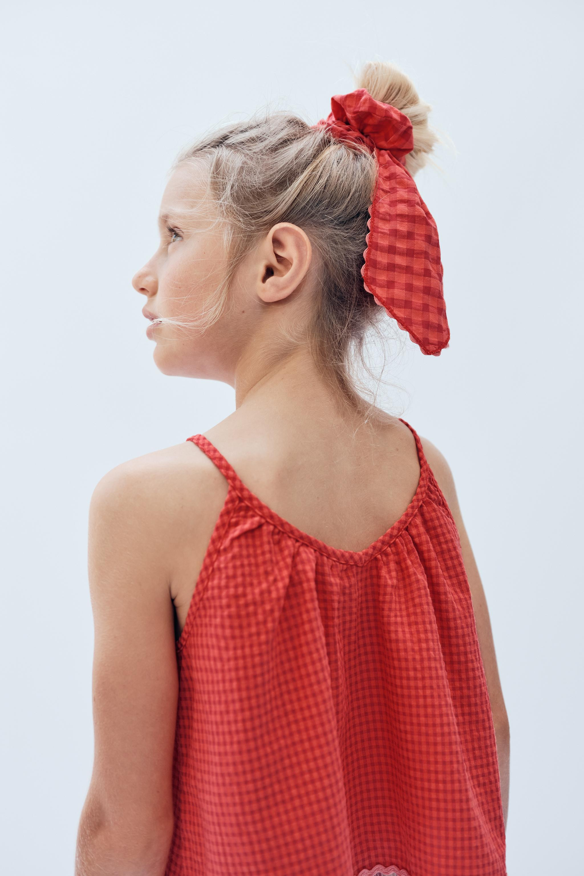 LIMITED EDITION GINGHAM BOW SCRUNCHIE | Zara US