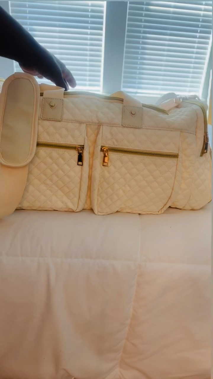 This travel bag is perfect. The color is very  aesthetically pleasing. So clean looking for vacation. #travelbags #travel #luggagebags #vacationbags #amazonfinds #whiteluggage #whitetravelbags

#LTKItBag #LTKTravel #LTKVideo