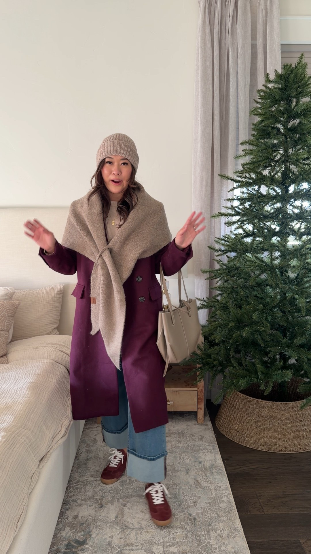 Amazon Winter Holiday Outfit
Lace Sleeve Sweater: Medium
Jacket: Medium
Jeans: 8