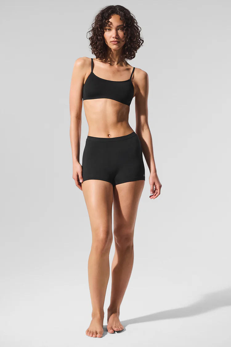 Sheer Glow Boyshort - Black | Alo Yoga (US)