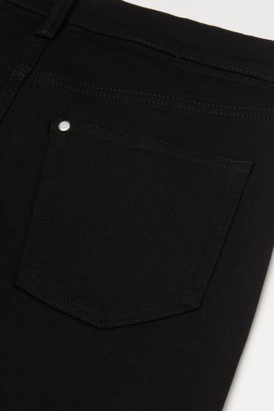 Black | H&M (US + CA)
